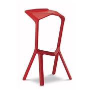 Barski stolček „MIURA“, ki ga je oblikoval Konstantin Grcic